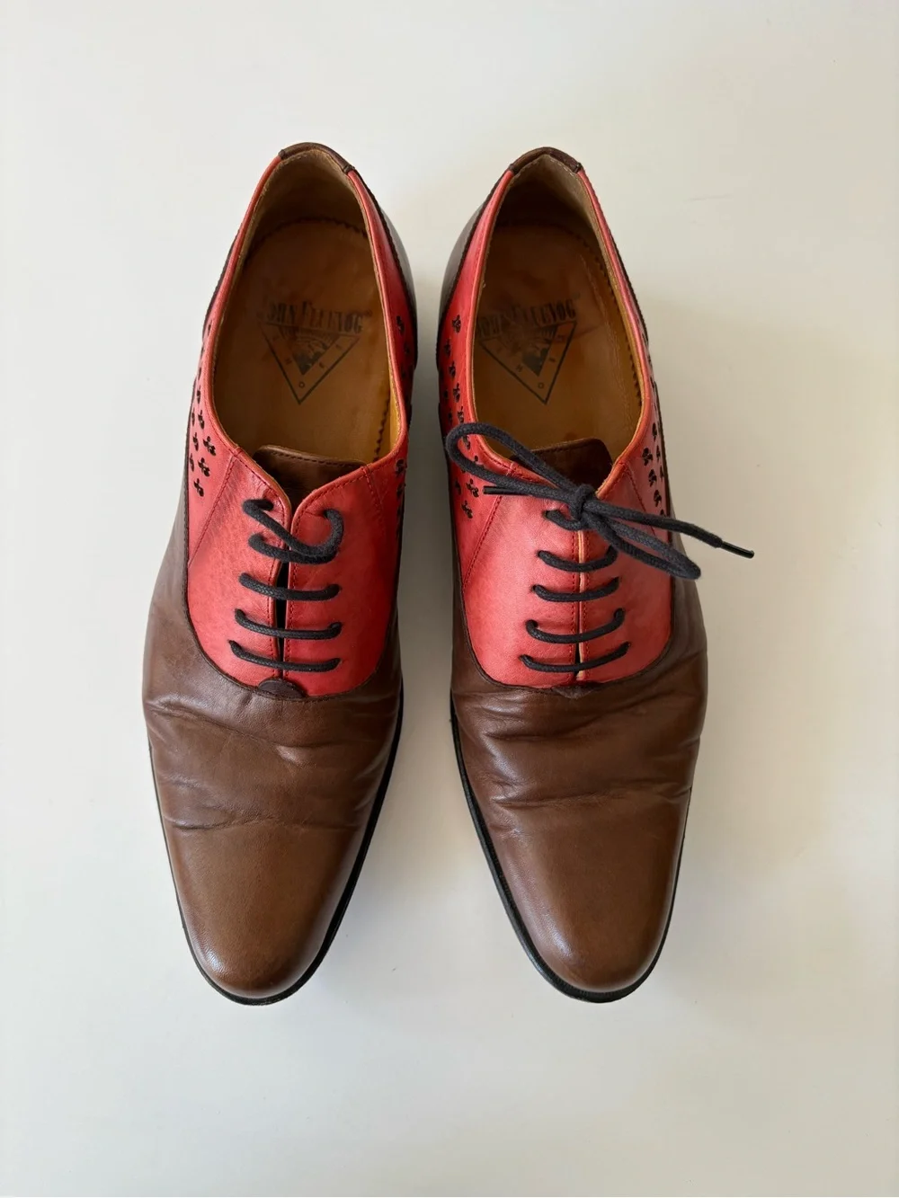 John Fluevog || Twin Turbines 211‎ Carrall Street Oxfords Red Brown